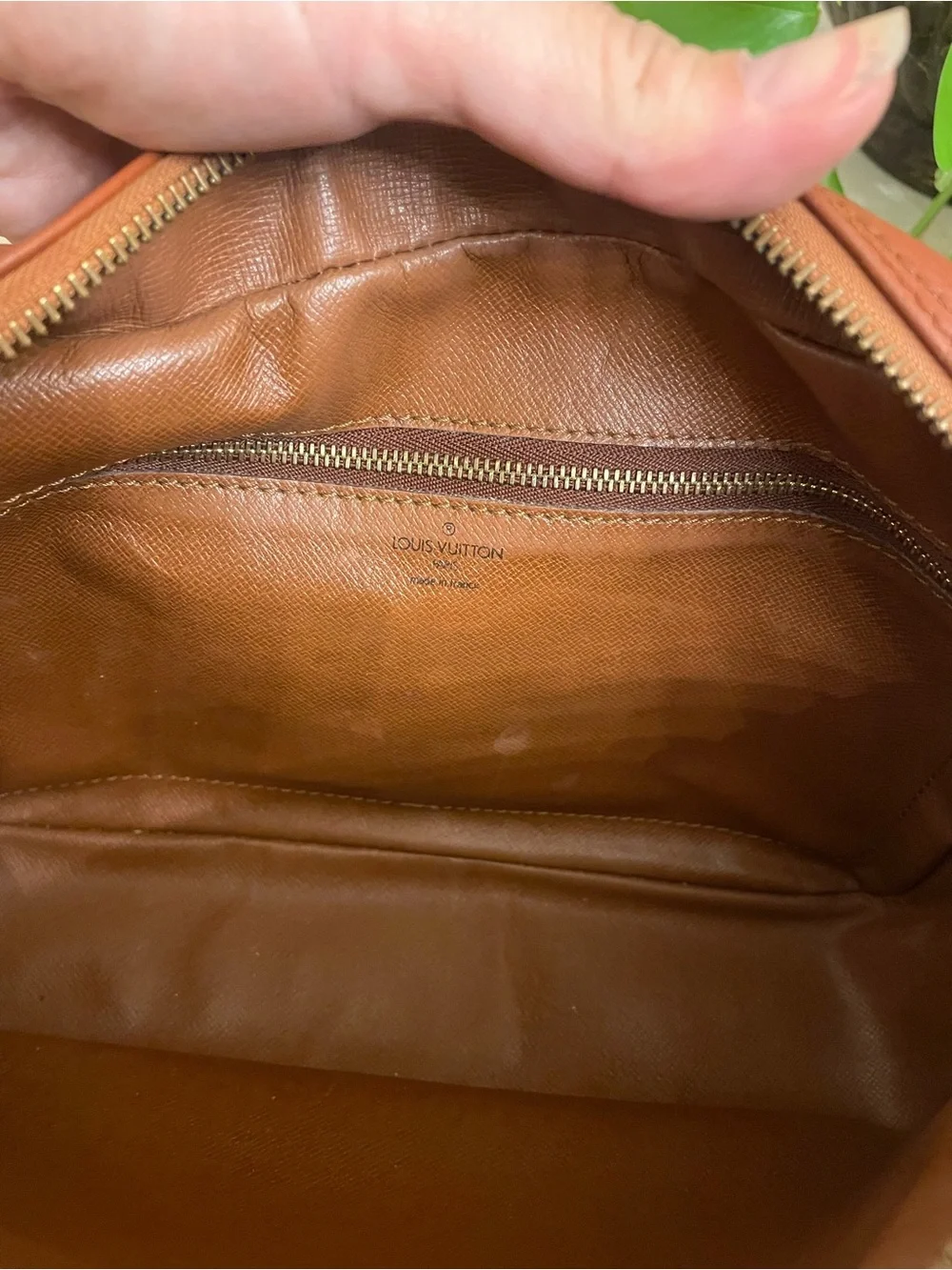 Louis Vuitton Epi tan crossbody shoulder bag